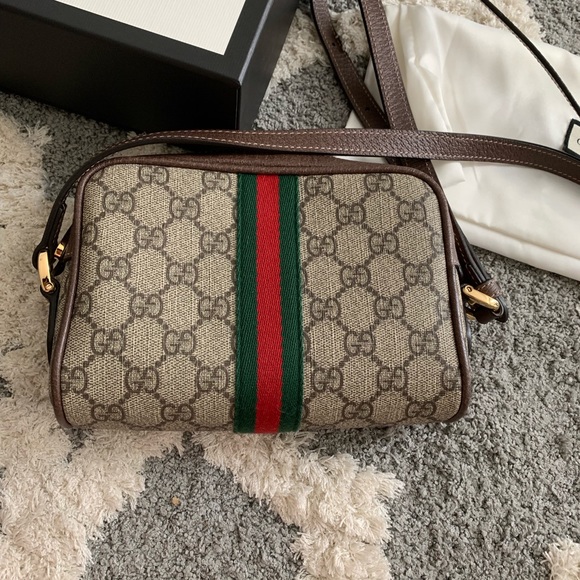 ⭐️⭐️SOLD⭐️⭐️Authentic Gucci ophidia camera bag. - Picture 6 of 8